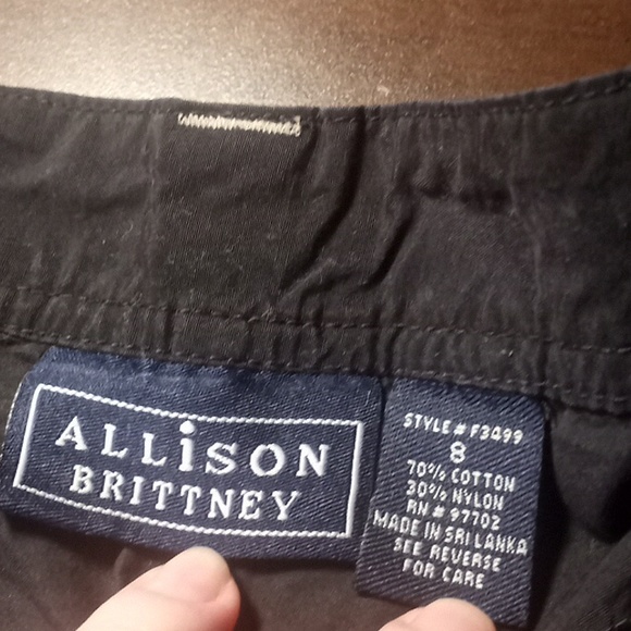 Long shorts - Picture 2 of 3